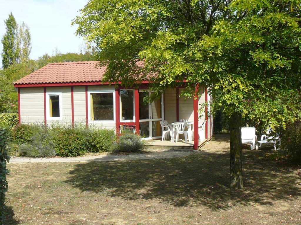 Les Chalets Des Mousquetaires Mirepoix  Habitación foto